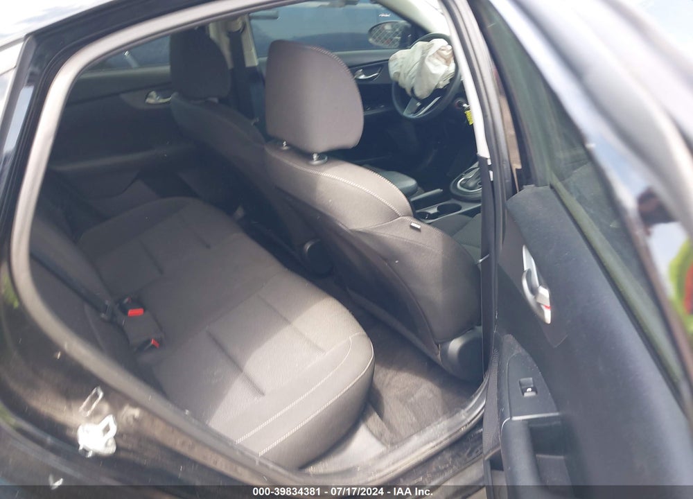 2019 KIA FORTE LXS VIN: 3KPF24ADXKE063940