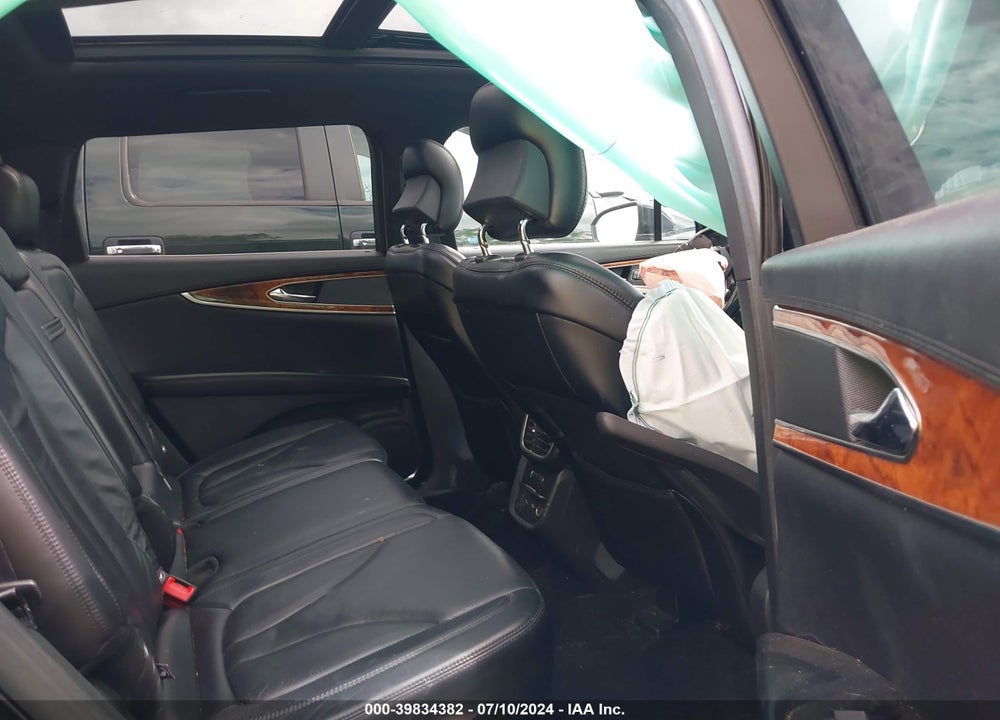 2016 LINCOLN MKX RESERVE VIN: 2LMTJ8LP6GBL33359