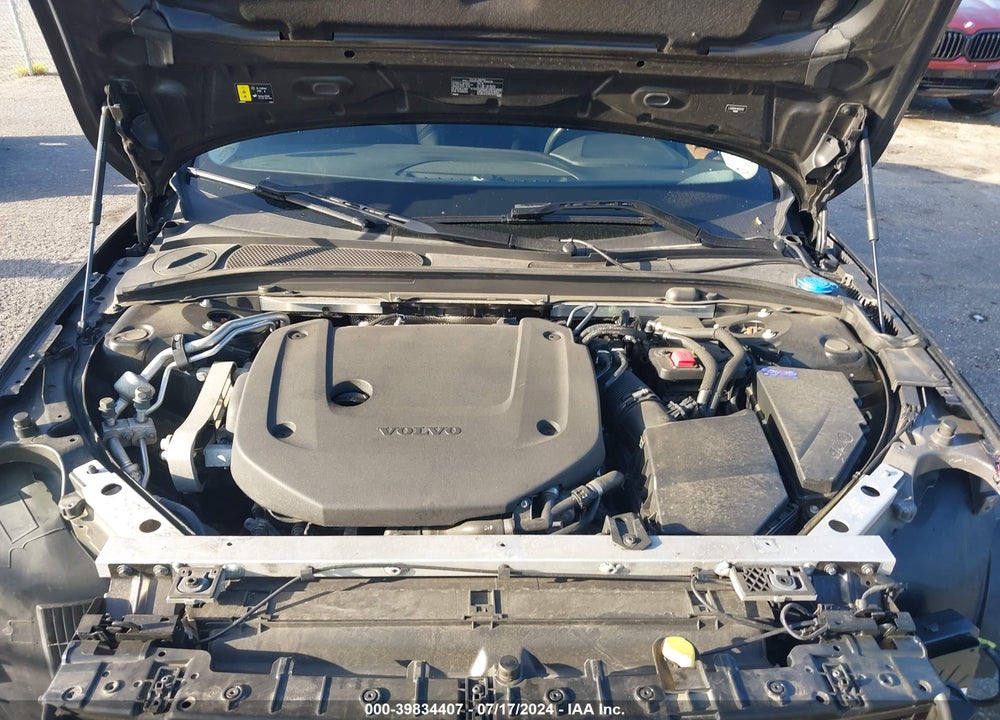 2022 VOLVO S90 B6 MOMENTUM VIN: LVY062MK4NP261516