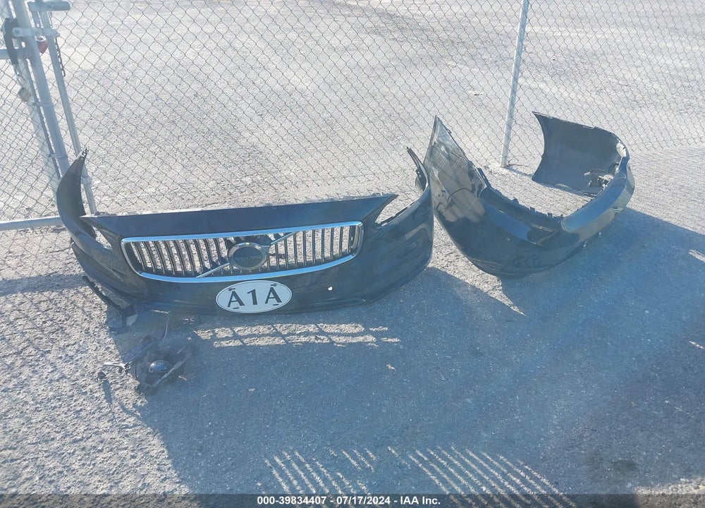 2022 VOLVO S90 B6 MOMENTUM VIN: LVY062MK4NP261516