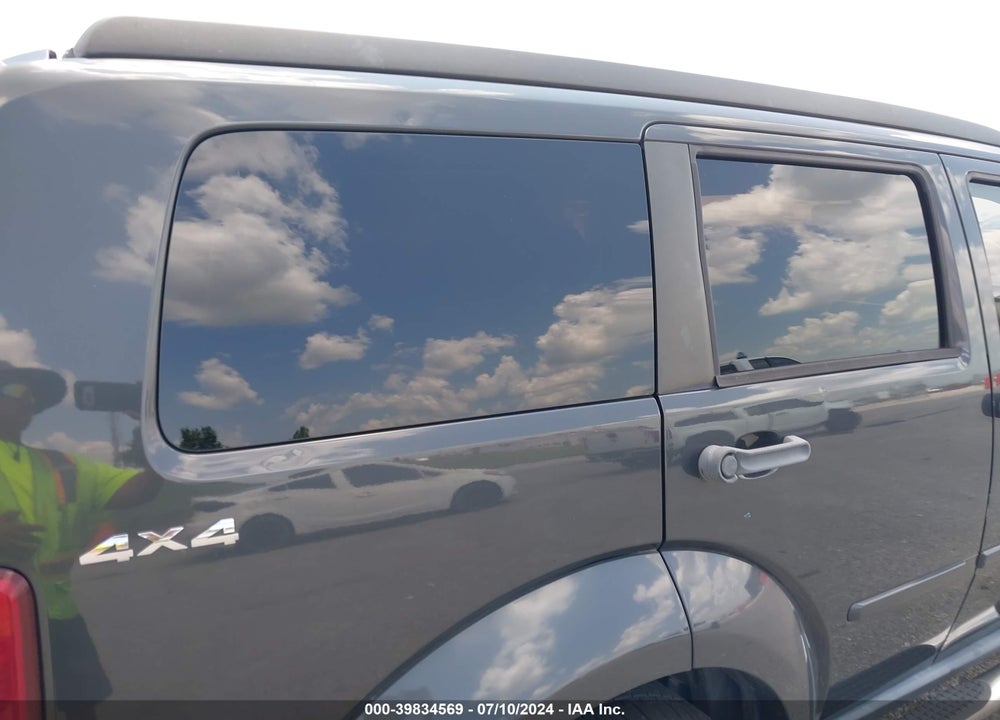 2011 DODGE NITRO HEAT VIN: 1D4PU4GK7BW529529