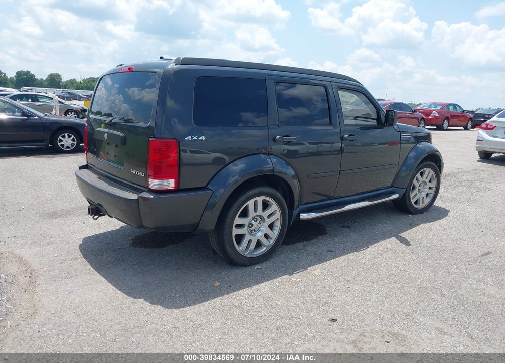 2011 DODGE NITRO HEAT VIN: 1D4PU4GK7BW529529