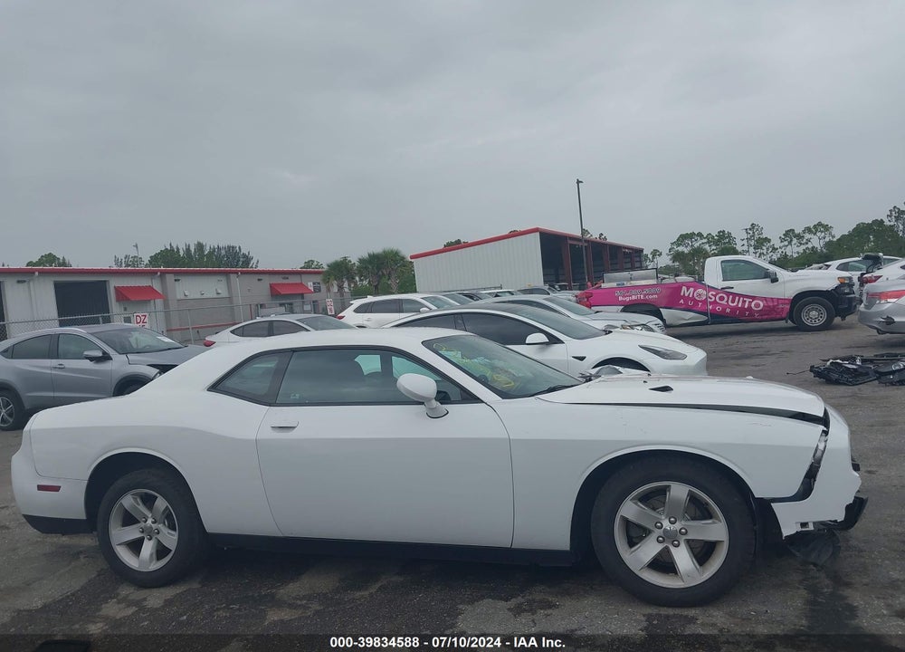 2014 DODGE CHALLENGER SXT VIN: 2C3CDYAG6EH263435