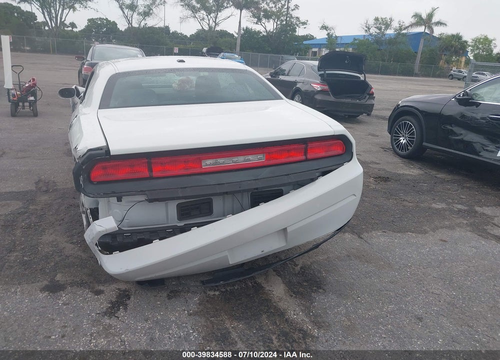 2014 DODGE CHALLENGER SXT VIN: 2C3CDYAG6EH263435
