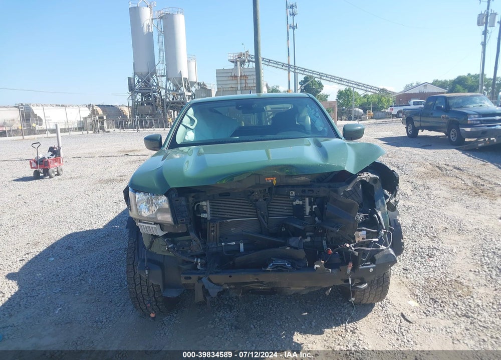 2022 NISSAN FRONTIER KING CAB SV 4X4 VIN: 1N6ED1CM7NN654709