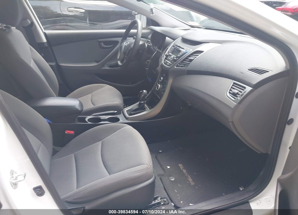 2016 HYUNDAI ELANTRA SE VIN: 5NPDH4AEXGH766570