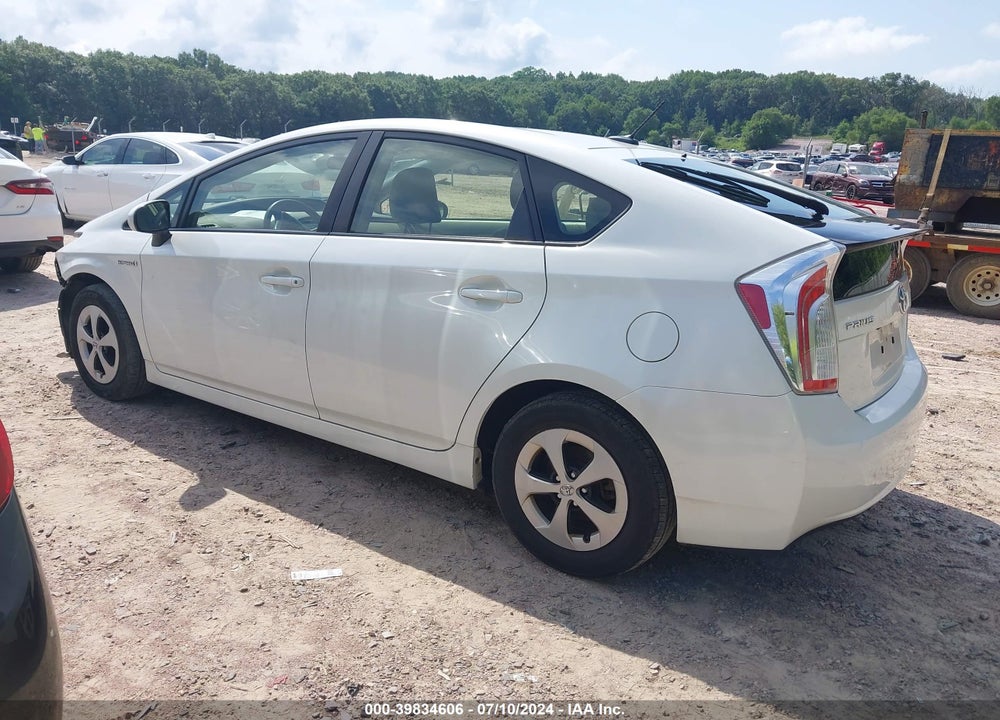 2013 TOYOTA PRIUS THREE VIN: JTDKN3DU5D1727532