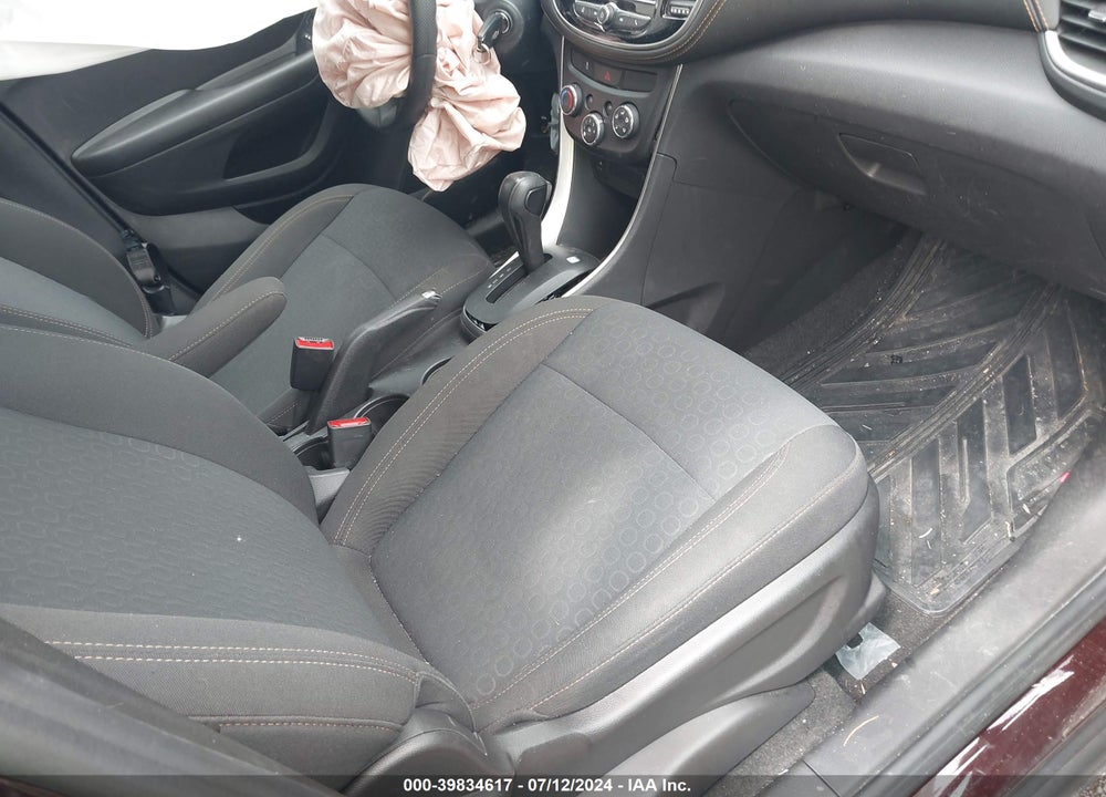 2021 CHEVROLET TRAX AWD LS VIN: KL7CJNSB1MB345924