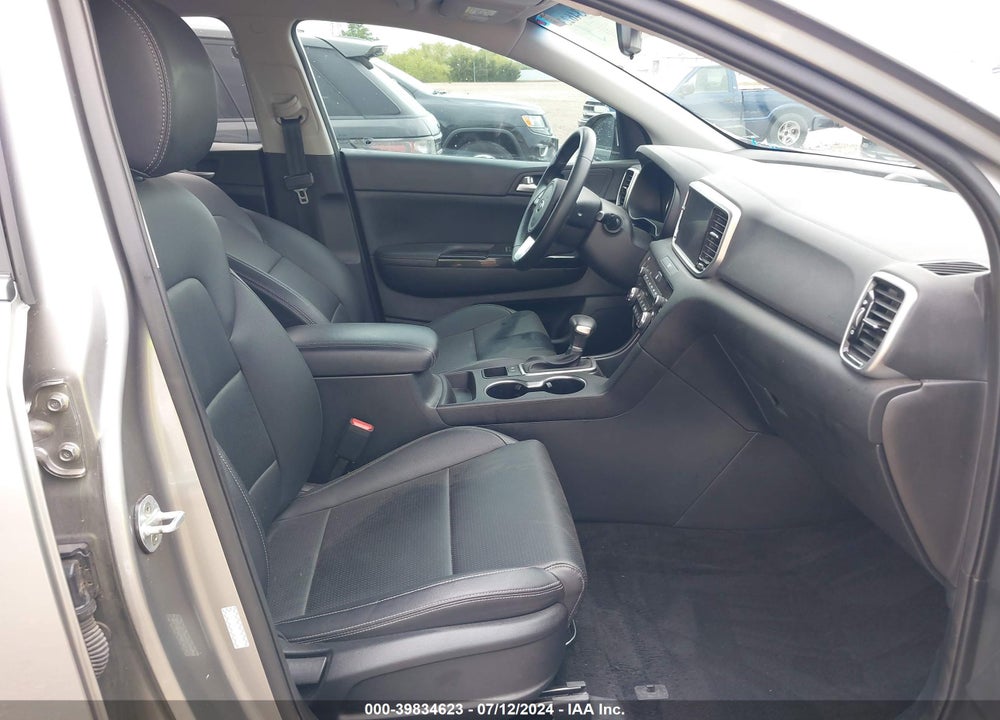 2020 KIA SPORTAGE EX VIN: KNDPN3AC5L7826185