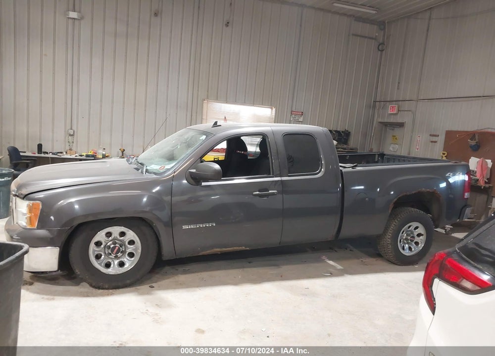 2010 GMC SIERRA 1500 SL VIN: 1GTSKUEA0AZ143717
