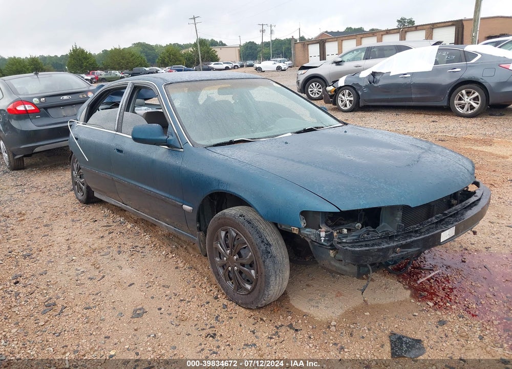 1996 HONDA ACCORD LX/EX VIN: 1HGCD5637TA255504