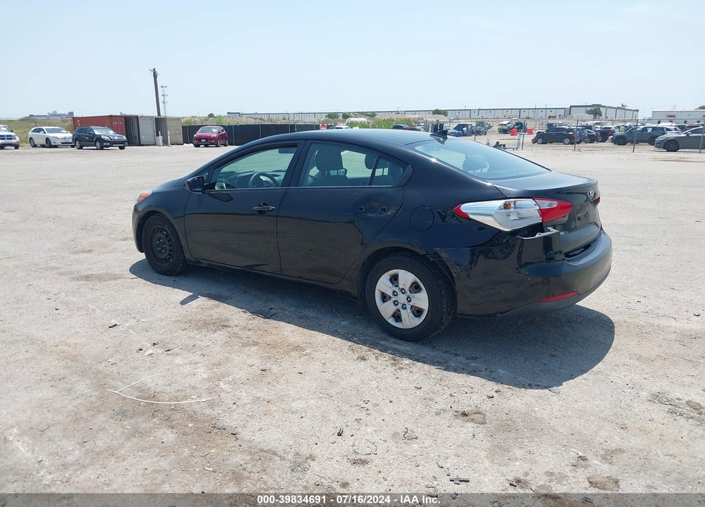 2015 KIA FORTE LX VIN: KNAFK4A6XF5381590
