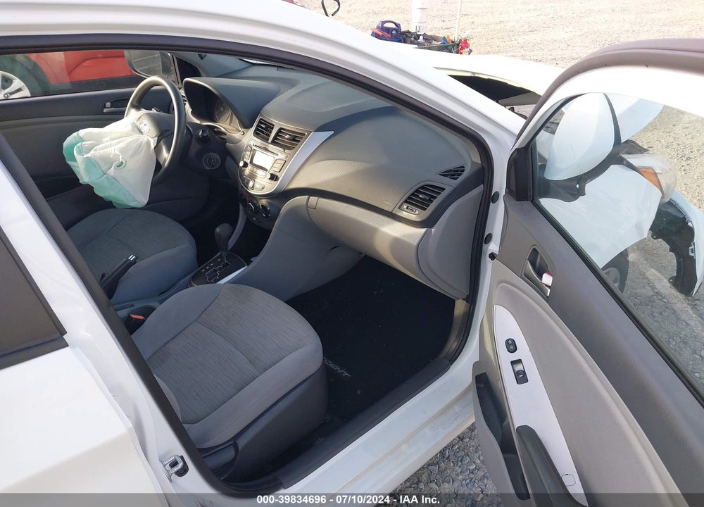 2017 HYUNDAI ACCENT SE VIN: KMHCT4AE1HU302998