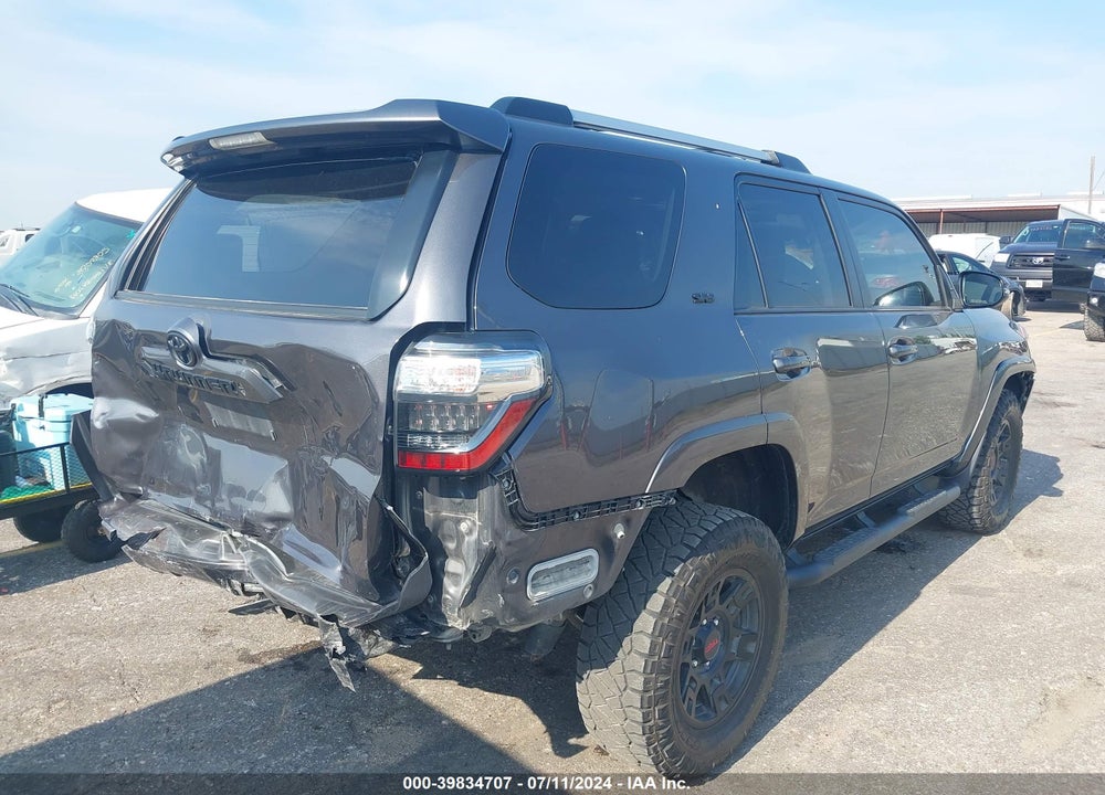 2020 TOYOTA 4RUNNER SR5 PREMIUM VIN: JTEBU5JRXL5745722