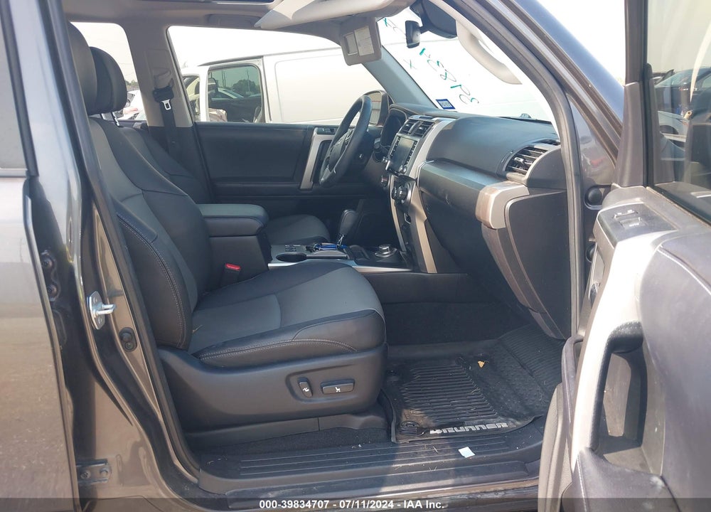 2020 TOYOTA 4RUNNER SR5 PREMIUM VIN: JTEBU5JRXL5745722