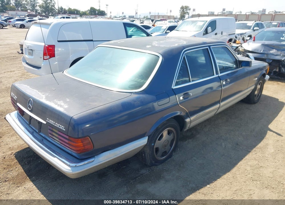 1984 MERCEDES-BENZ 300 SD VIN: WDBCB20A7EA030138