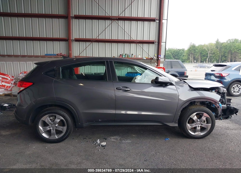 2022 HONDA HR-V AWD LX VIN: 3CZRU6H34NM711664