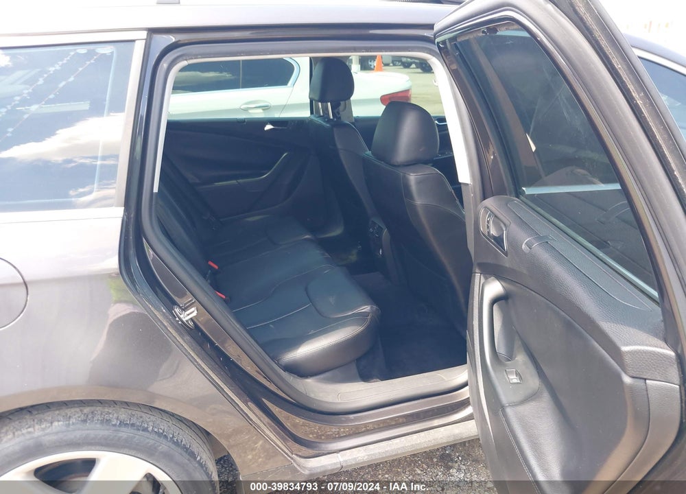 2008 VOLKSWAGEN PASSAT KOMFORT VIN: WVWLK73C08E127514