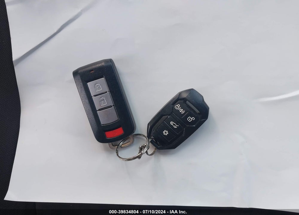 2018 MITSUBISHI MIRAGE SE VIN: ML32A4HJ5JH011611