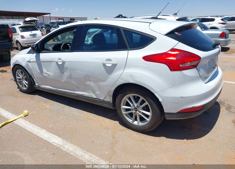2018 FORD FOCUS SE VIN: 1FADP3K2XJL311647