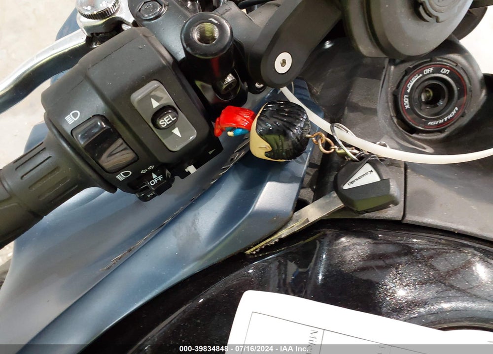 2022 KAWASAKI ZR900 VIN: JKAZR2F11NA040060