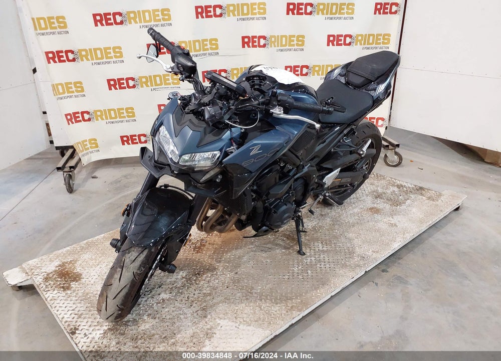2022 KAWASAKI ZR900 VIN: JKAZR2F11NA040060