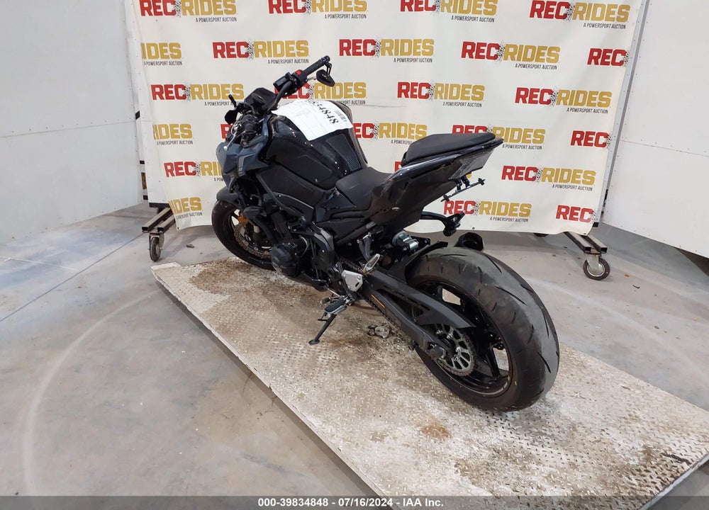 2022 KAWASAKI ZR900 VIN: JKAZR2F11NA040060