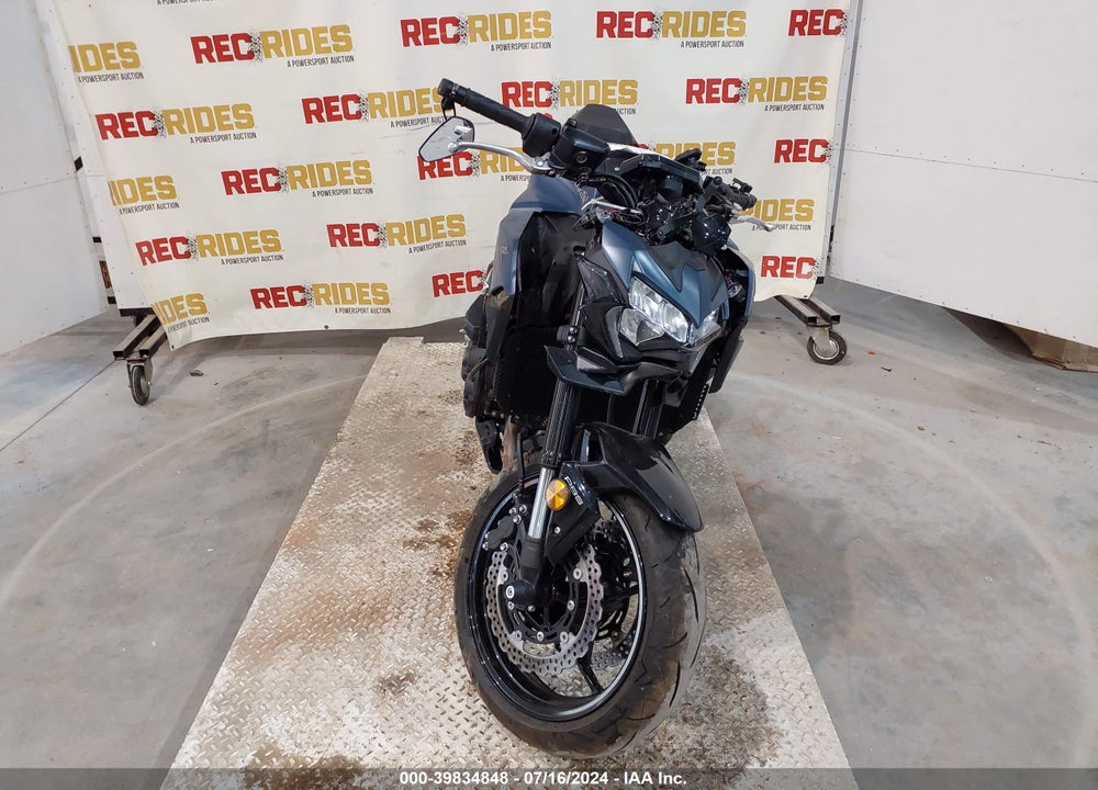 2022 KAWASAKI ZR900 VIN: JKAZR2F11NA040060