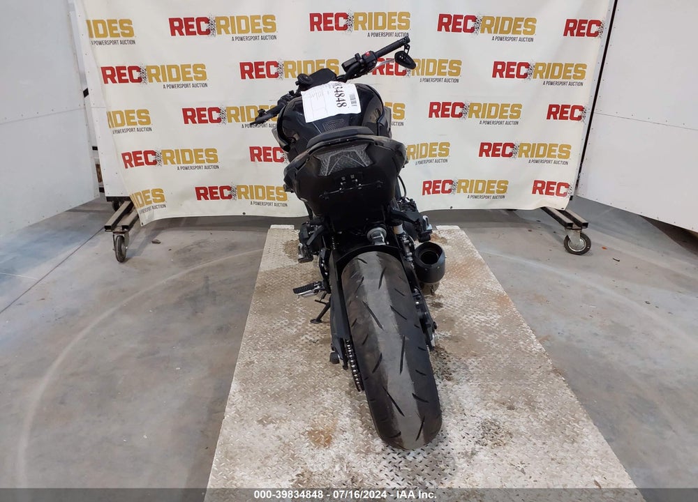 2022 KAWASAKI ZR900 VIN: JKAZR2F11NA040060