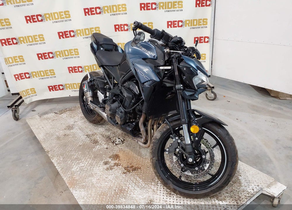 2022 KAWASAKI ZR900 VIN: JKAZR2F11NA040060