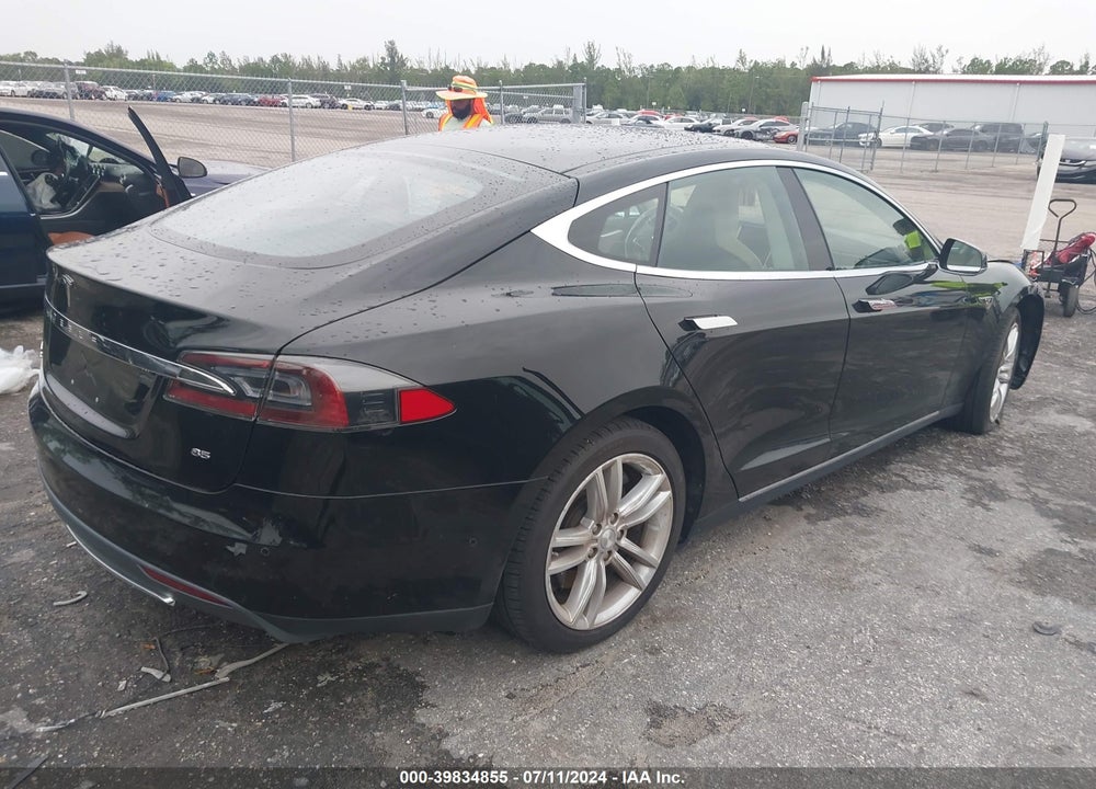 2015 TESLA MODEL S 60/70/85 VIN: 5YJSA1H17FF083011