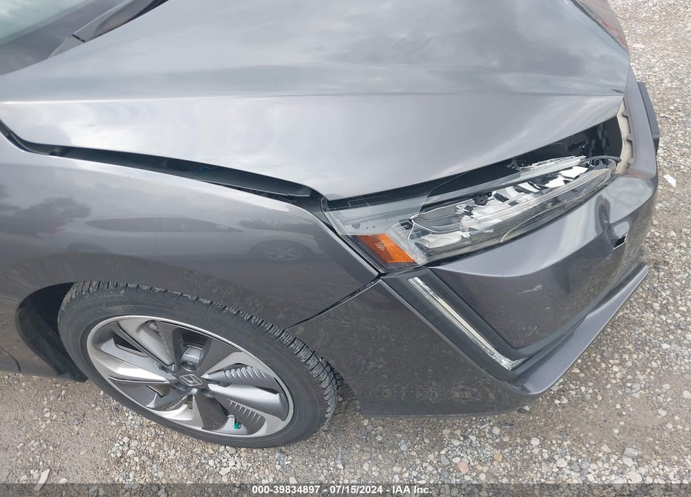 2018 HONDA CLARITY PLUG-IN HYBRID VIN: JHMZC5F13JC002092