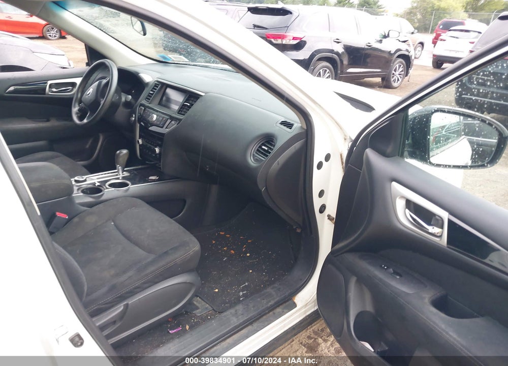 2014 NISSAN PATHFINDER S VIN: 5N1AR2MM3EC648176