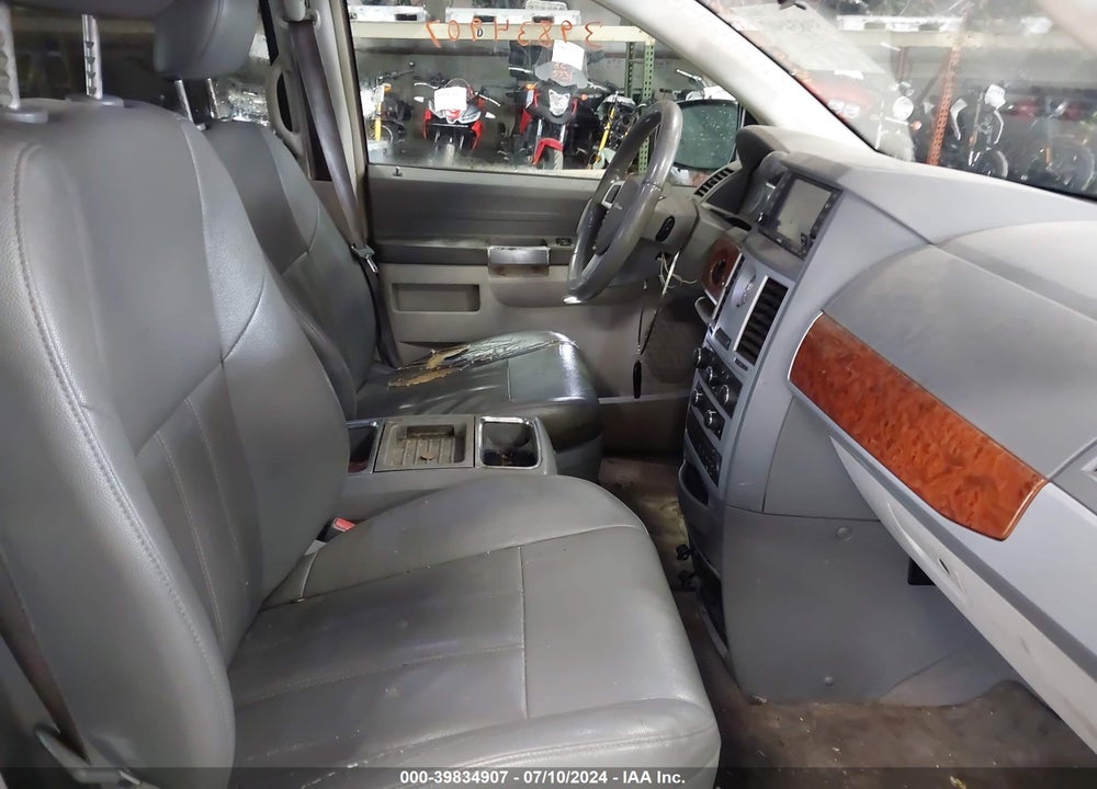 2008 CHRYSLER TOWN & COUNTRY TOURING VIN: 2A8HR54P18R793316
