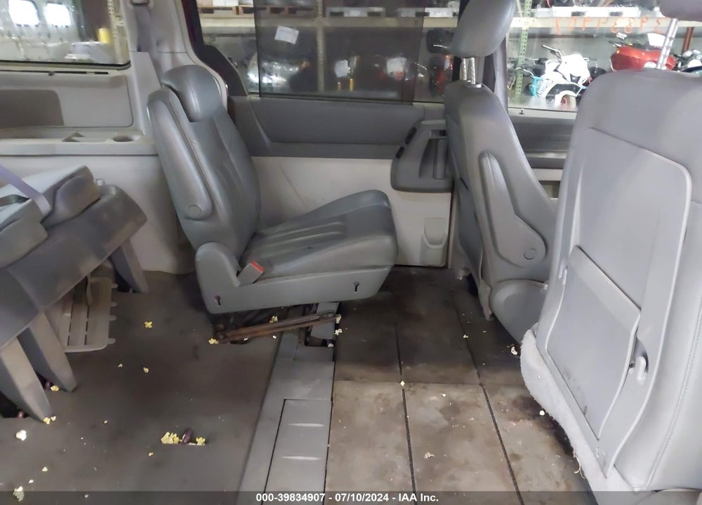 2008 CHRYSLER TOWN & COUNTRY TOURING VIN: 2A8HR54P18R793316