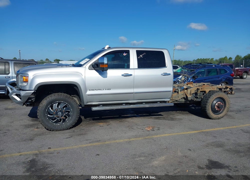 2017 GMC SIERRA 3500HD DENALI VIN: 1GT42YEY8HF230967