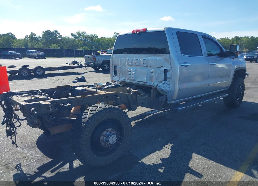 2017 GMC SIERRA 3500HD DENALI VIN: 1GT42YEY8HF230967