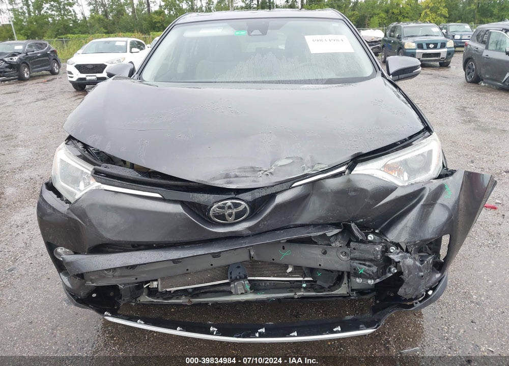 2018 TOYOTA RAV4 XLE VIN: JTMWFREV6JJ204654