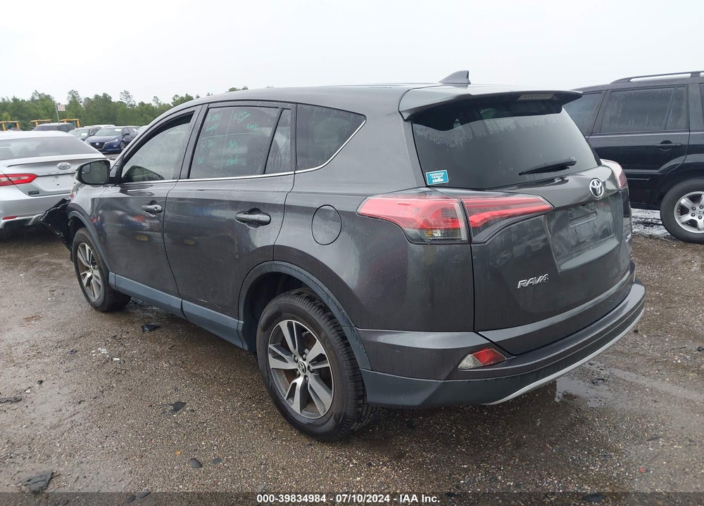2018 TOYOTA RAV4 XLE VIN: JTMWFREV6JJ204654