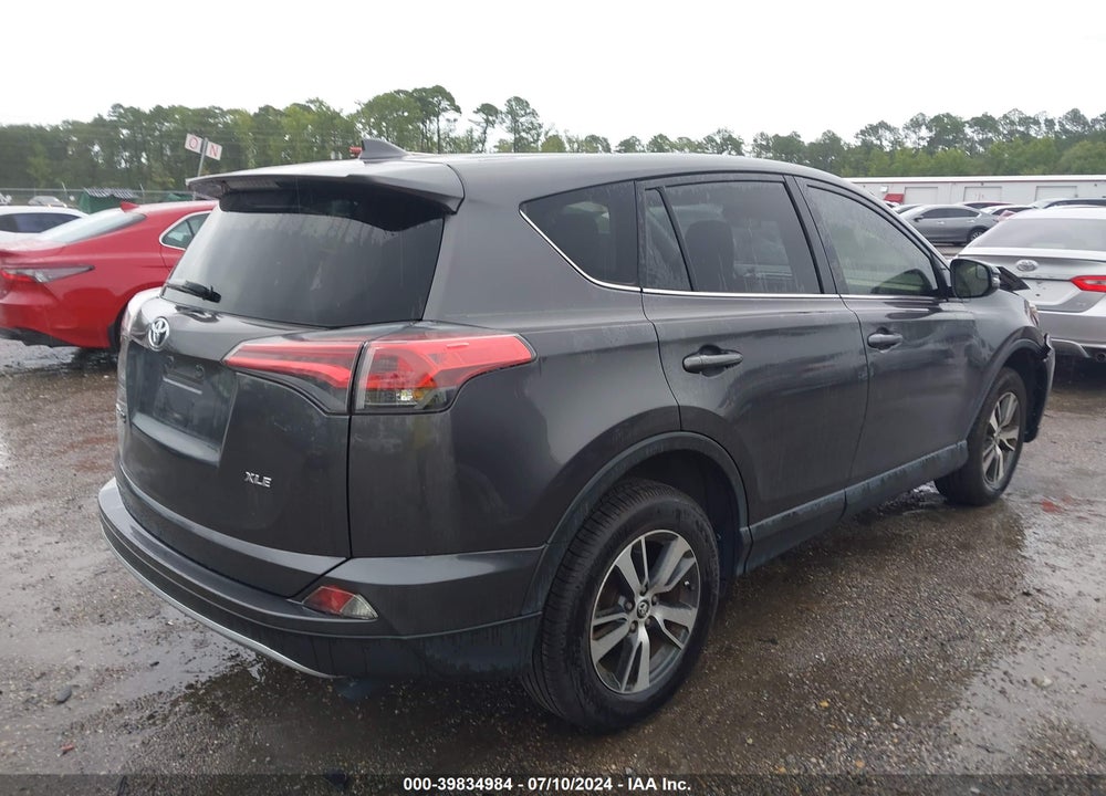 2018 TOYOTA RAV4 XLE VIN: JTMWFREV6JJ204654