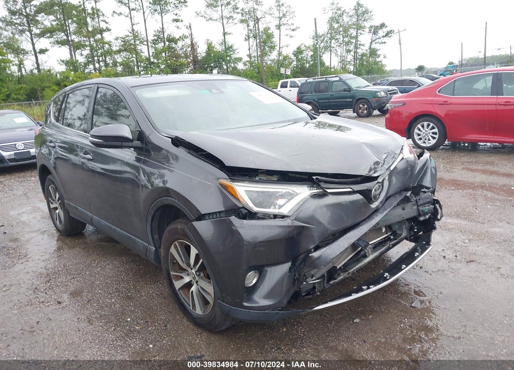 2018 TOYOTA RAV4 XLE VIN: JTMWFREV6JJ204654