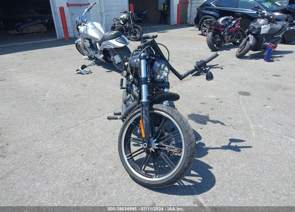 2019 HARLEY-DAVIDSON FXBRS VIN: 1HD1YHK27KB051186