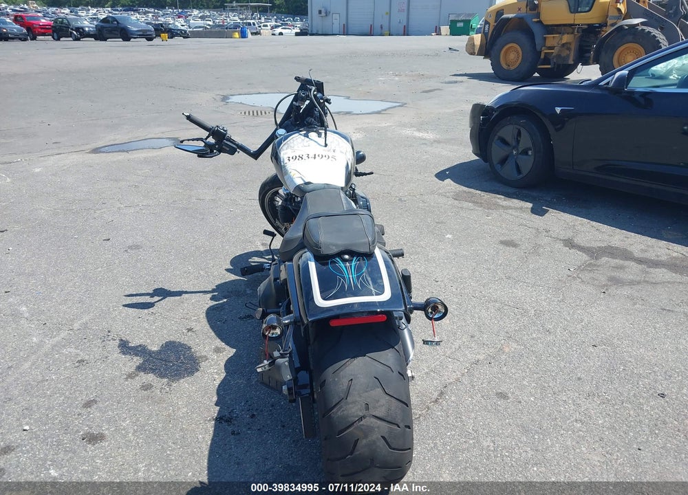 2019 HARLEY-DAVIDSON FXBRS VIN: 1HD1YHK27KB051186