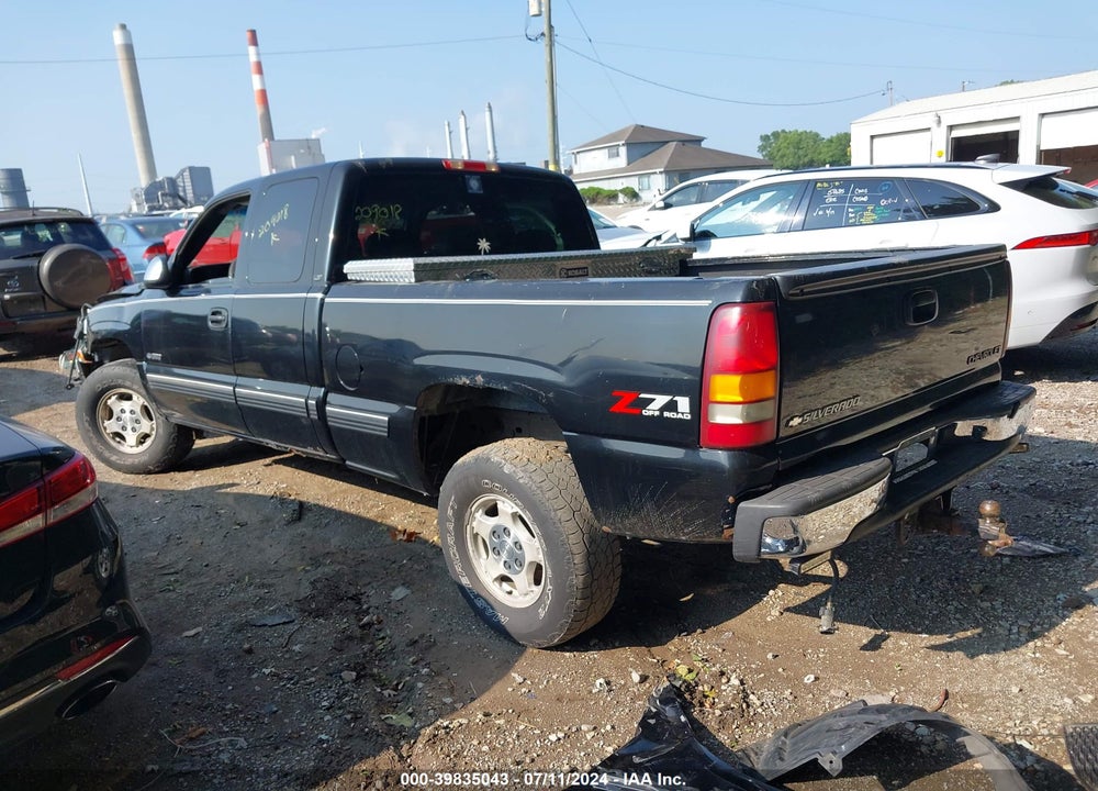 2002 CHEVROLET SILVERADO 1500 LT VIN: 1GCEK19T92E209018