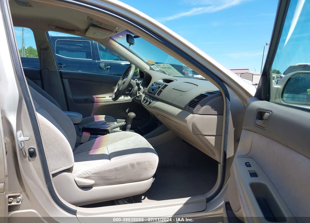 2004 TOYOTA CAMRY LE VIN: 4T1BE32K94U832943