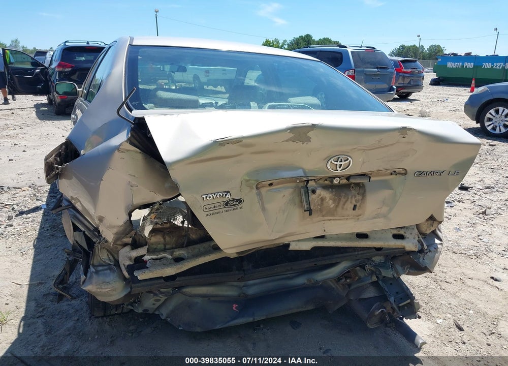 2004 TOYOTA CAMRY LE VIN: 4T1BE32K94U832943