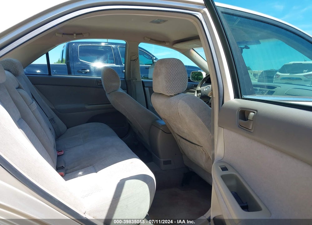 2004 TOYOTA CAMRY LE VIN: 4T1BE32K94U832943