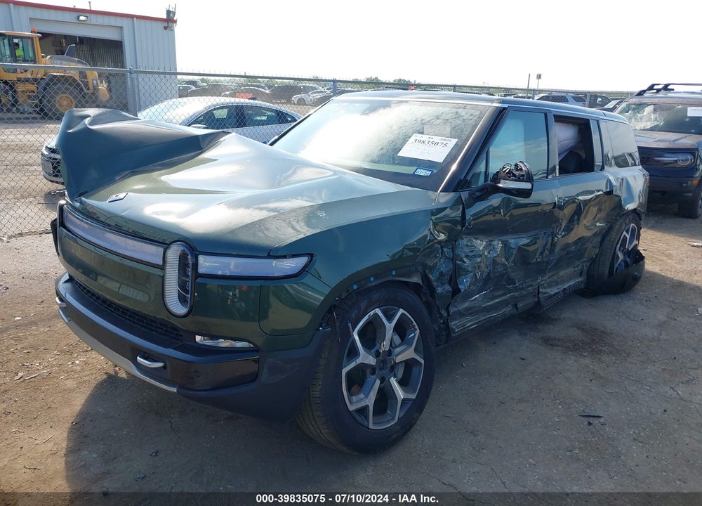 2024 RIVIAN R1S ADVENTURE DUAL MOTOR LARGE PACK/ADVENTURE DUAL MOTOR PERF LARGE PACK VIN: 7PDSGBBA8RN036176