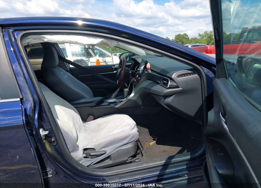 2021 TOYOTA CAMRY LE VIN: 4T1C11AK9MU585011
