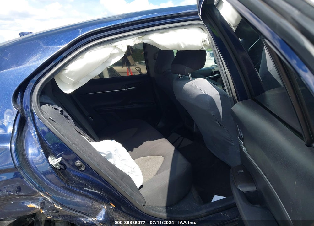 2021 TOYOTA CAMRY LE VIN: 4T1C11AK9MU585011